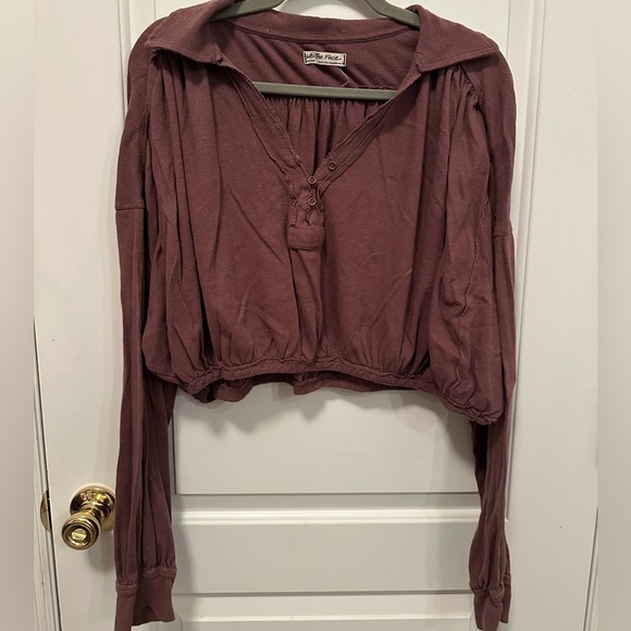 We The Free Women's Plum Cropped Balloon Sleeve Blouse - Picture 6 of 7